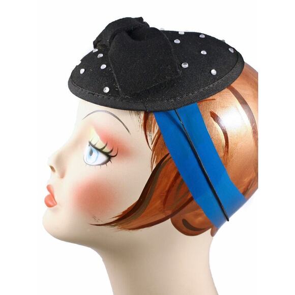 Black Pillbox Fascinator Tilt Hat Retro Style for Party Wedding Church - Hey Viv - Picture 4 of 5